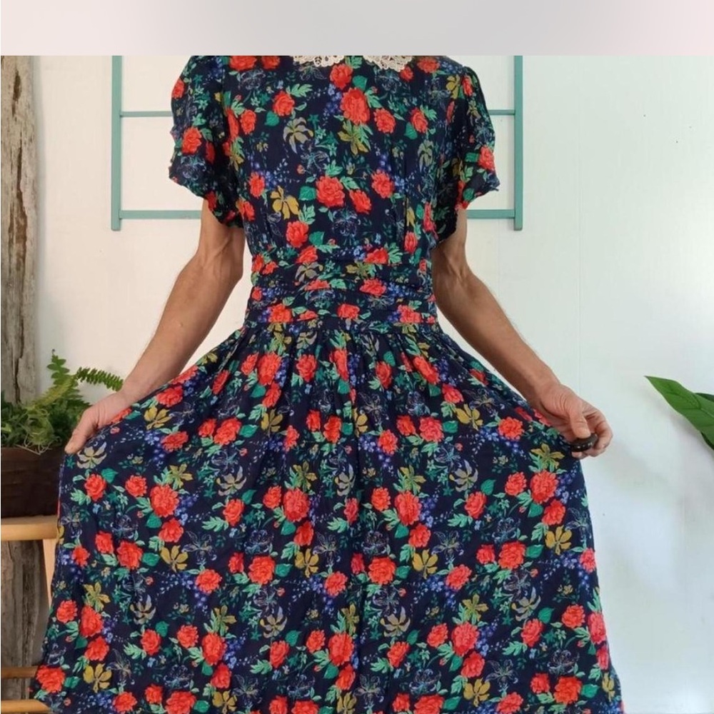 Vintage 80s Floral Print Women's Dress